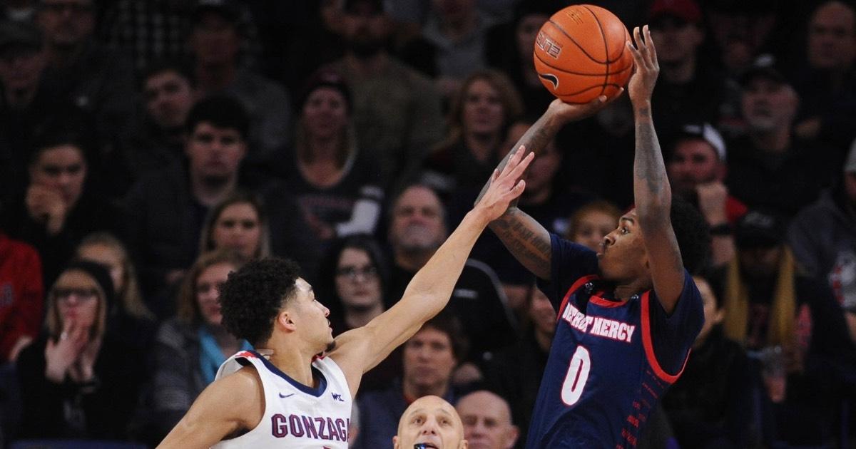 Antoine Davis has scored in double figures in every college game he's played.